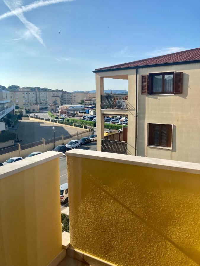 Appartamento Tizzy La Maddalena  Esterno foto