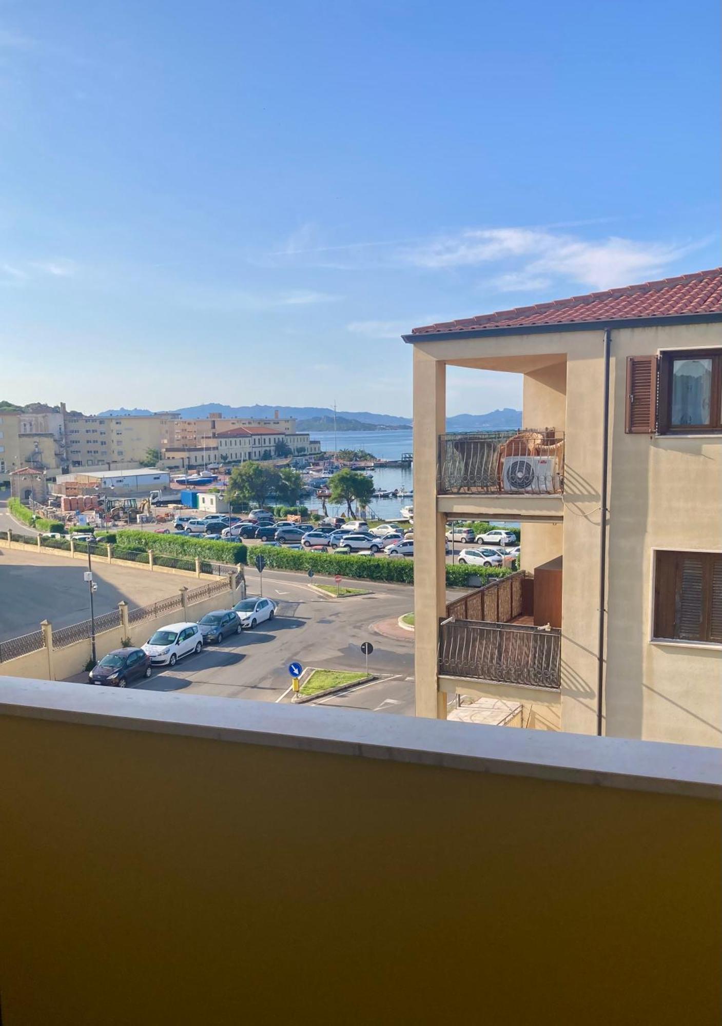 Appartamento Tizzy La Maddalena  Esterno foto